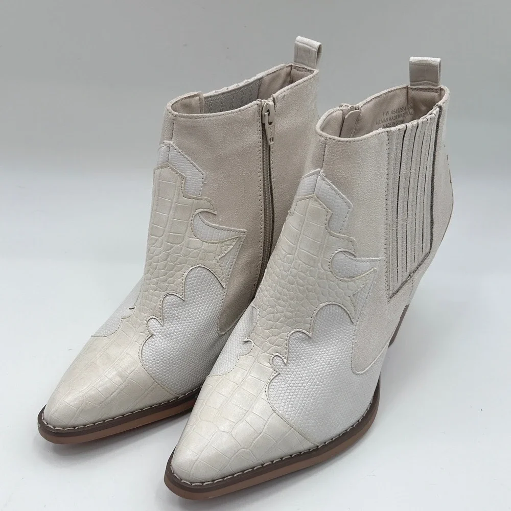 Cato White Western Cowboy Ankle Boots Size 11 Pointed Toe Cowgirl Booties NWOT